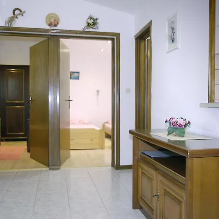 Olive Apartment