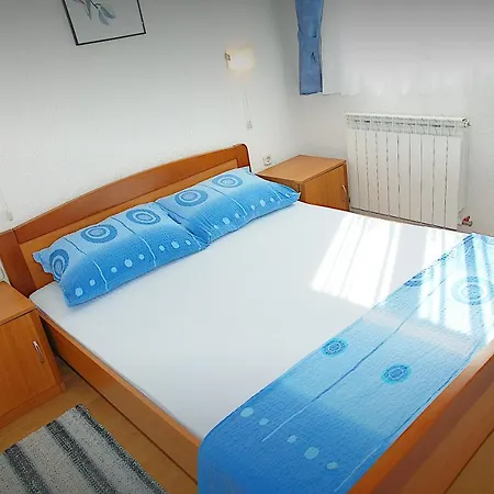 Olive Apartment