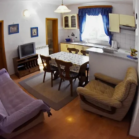 Olive Apartment Medulin